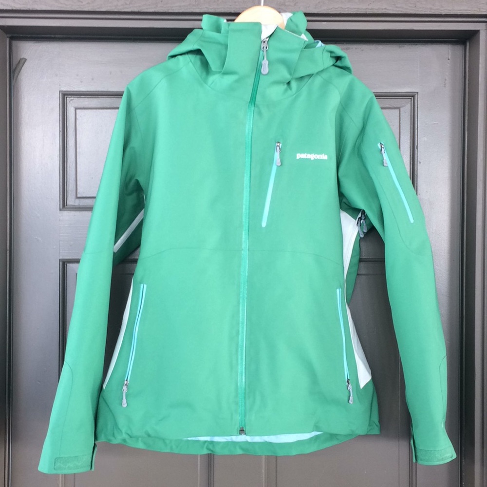 Patagonia Women’s Ski/Snowboard Jacket - L